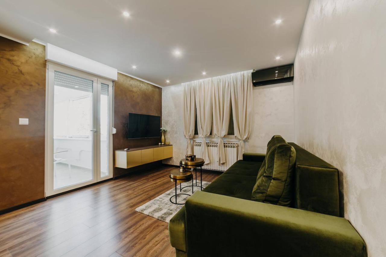 Apartman Stari Toranj Вуковар Экстерьер фото
